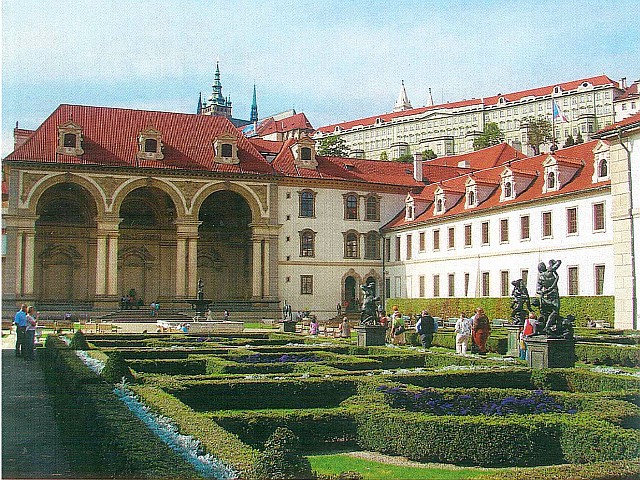 Valdštejnská zahrada - zahrada pod Pražským Hradem