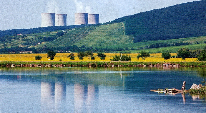 Rieka Hron a jadrová elektráreň Mochovce